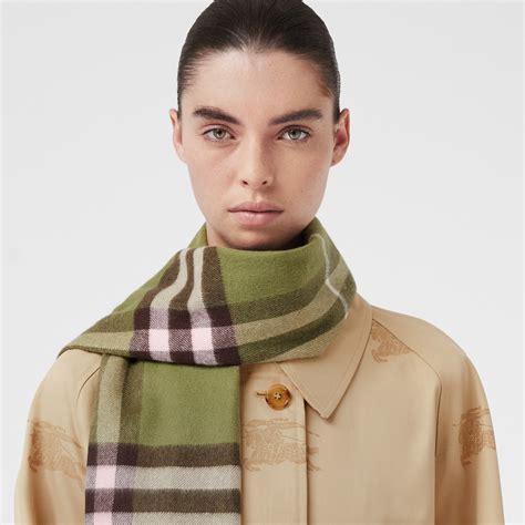 burberry leather scarf.